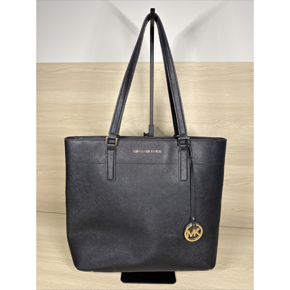 Michael‎ Kors Black Saffiano Leather Top Zip Shoulder Tote Bag